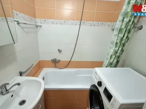 Pronájem bytu 2+1, Ostrava - Poruba, Sokolovská, 53 m2