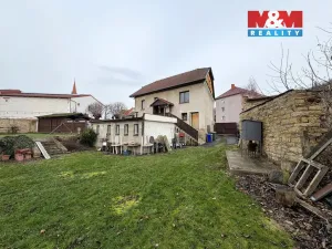 Prodej restaurace, Velké Žernoseky, 438 m2