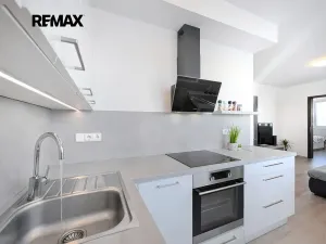 Prodej bytu 2+kk, Praha - Hlubočepy, Hugo Haase, 55 m2