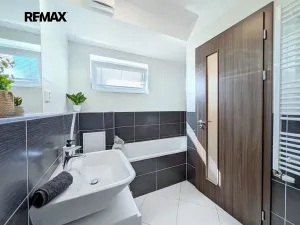 Prodej bytu 2+kk, Praha - Hlubočepy, Hugo Haase, 55 m2