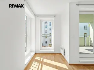 Prodej bytu 2+1, Praha - Žižkov, Táboritská, 64 m2