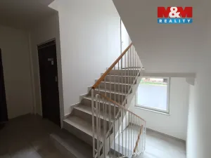 Prodej bytu 3+1, Orlová - Lutyně, Karla Dvořáčka, 71 m2