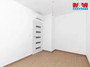 Prodej rodinného domu, Uhersko, 84 m2