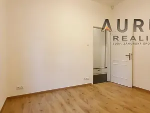 Pronájem bytu 3+kk, Praha - Nusle, Mojmírova, 74 m2