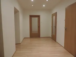 Prodej bytu 2+1, Ostrava, Bieblova, 77 m2