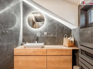 Prodej rodinného domu, Dolní Morava, 184 m2