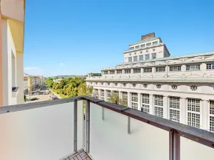 Pronájem bytu 4+kk, Praha - Podolí, Podolská, 133 m2