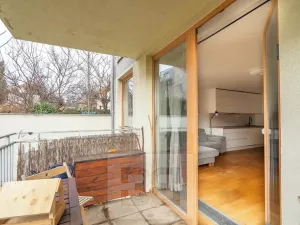 Prodej bytu 3+kk, Praha - Kobylisy, Pod hliništěm, 70 m2