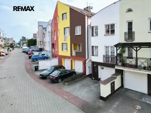 Prodej rodinného domu, Praha - Kyje, Hajní, 330 m2