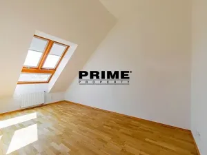 Pronájem kanceláře, Praha - Smíchov, Štefánikova, 147 m2