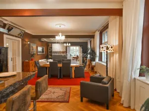 Pronájem bytu 4+1, Praha - Nové Město, Na hrobci, 180 m2