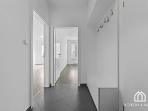 Pronájem bytu 2+kk, Praha - Hlubočepy, Ondrákové, 49 m2