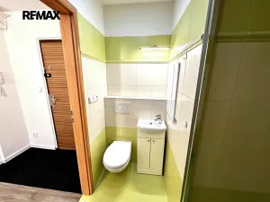 Pronájem bytu 2+kk, Kladno, Švédská, 40 m2