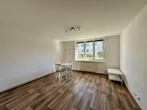 Prodej bytu 3+1, Kostelec nad Černými lesy, Dvouletky, 51 m2