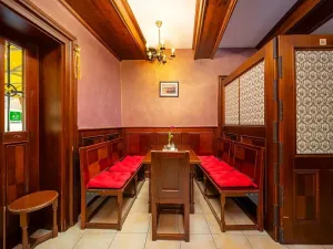 Prodej restaurace, Netolice, 176 m2