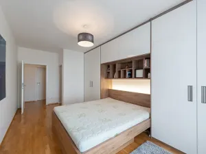Prodej bytu 3+kk, Praha - Hrdlořezy, Učňovská, 89 m2