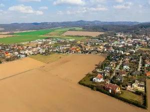 Prodej pozemku pro bydlení, Dolany, 10038 m2