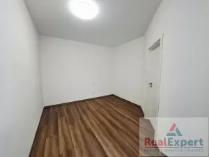 Pronájem bytu 2+kk, Praha - Vinohrady, Máchova, 41 m2