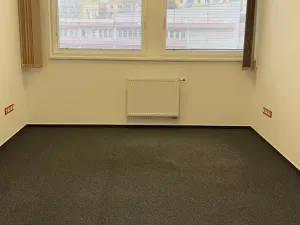 Pronájem kanceláře, Pardubice, Bělehradská, 19 m2