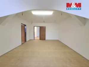 Pronájem obchodního prostoru, Chodov, Staroměstská, 220 m2