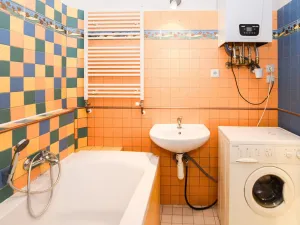 Pronájem bytu 2+kk, Praha - Holešovice, Přístavní, 62 m2