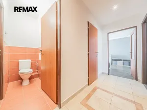 Prodej bytu 3+1, Ledce, 71 m2