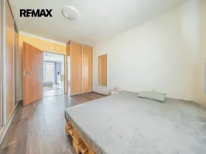 Prodej bytu 3+1, Ledce, 71 m2