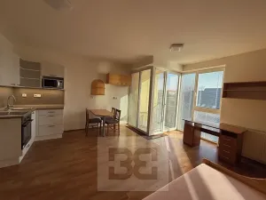 Pronájem bytu 1+kk, Praha - Kbely, Pod Nouzovem, 31 m2