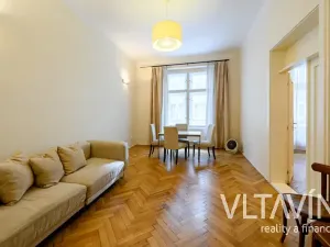 Pronájem bytu 2+1, Praha - Staré Město, Benediktská, 63 m2