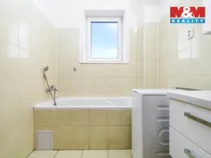 Prodej činžovního domu, Dymokury, Lesní, 280 m2