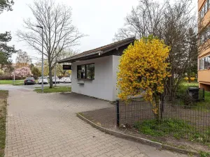 Prodej obchodního prostoru, Praha - Horní Počernice, Běluňská, 24 m2