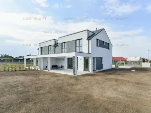 Prodej rodinného domu, Slaný, 156 m2