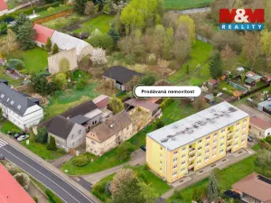 Prodej rodinného domu, Hostomice, Školní náměstí, 150 m2