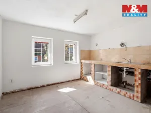 Prodej rodinného domu, Mikulášovice, 180 m2