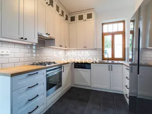 Pronájem rodinného domu, Praha - Nebušice, Malý dvůr, 250 m2