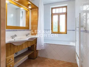 Pronájem rodinného domu, Praha - Nebušice, Malý dvůr, 250 m2