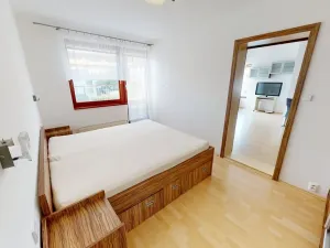 Pronájem bytu 3+kk, Praha - Štěrboholy, Laudonova, 135 m2