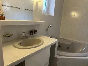 Pronájem bytu 2+kk, Praha - Strašnice, Královická, 77 m2