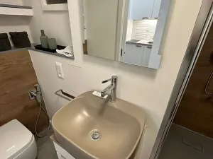 Pronájem bytu 1+kk, Praha - Holešovice, Heřmanova, 26 m2