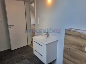 Prodej bytu 2+kk, Dvory nad Lužnicí, 60 m2