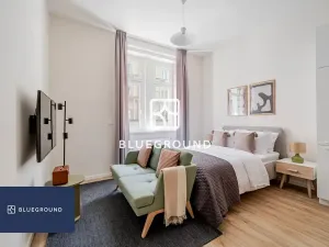 Pronájem bytu 1+kk, Praha - Bubeneč, Veletržní, 30 m2