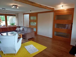 Pronájem rodinného domu, Hluk, 200 m2