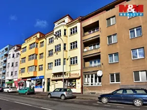 Pronájem bytu 1+kk, Mladá Boleslav, náměstí Republiky, 35 m2