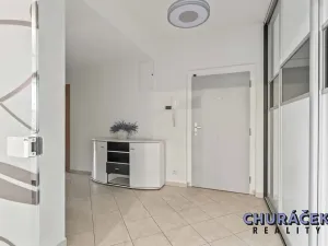 Prodej bytu 3+kk, Praha - Hrdlořezy, V třešňovce, 97 m2