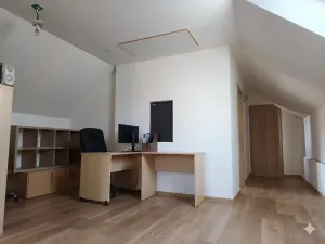 Prodej rodinného domu, Libeř, 180 m2