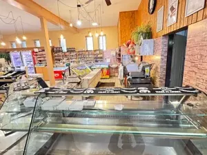 Pronájem obchodního prostoru, Hulín, Višňovce, 402 m2