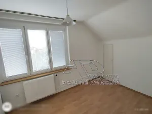 Pronájem bytu 2+1, České Budějovice, 70 m2
