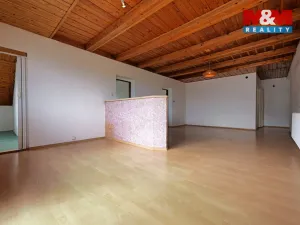 Prodej rodinného domu, Olomouc - Nemilany, Sportovní, 245 m2