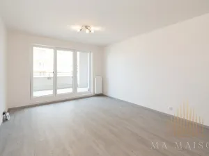 Pronájem bytu 1+kk, Praha - Vysočany, Poděbradská, 34 m2