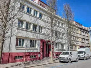 Prodej bytu 3+kk, Poděbrady, Studentská, 133 m2